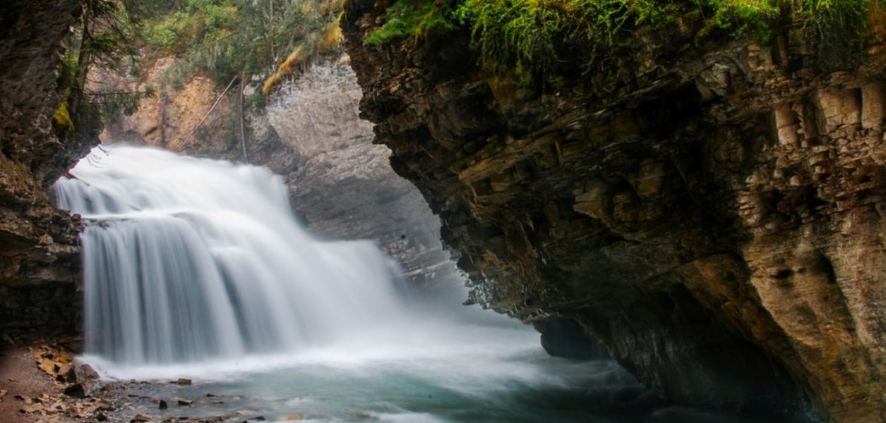 10 of the most picturesque waterfalls in Alberta