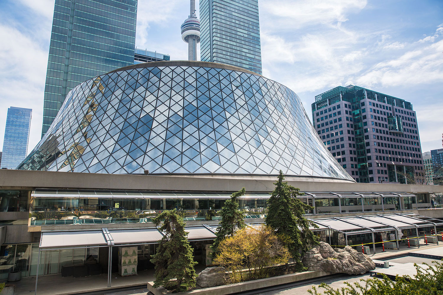 roy thomson hall most beautiful buildings in toronto