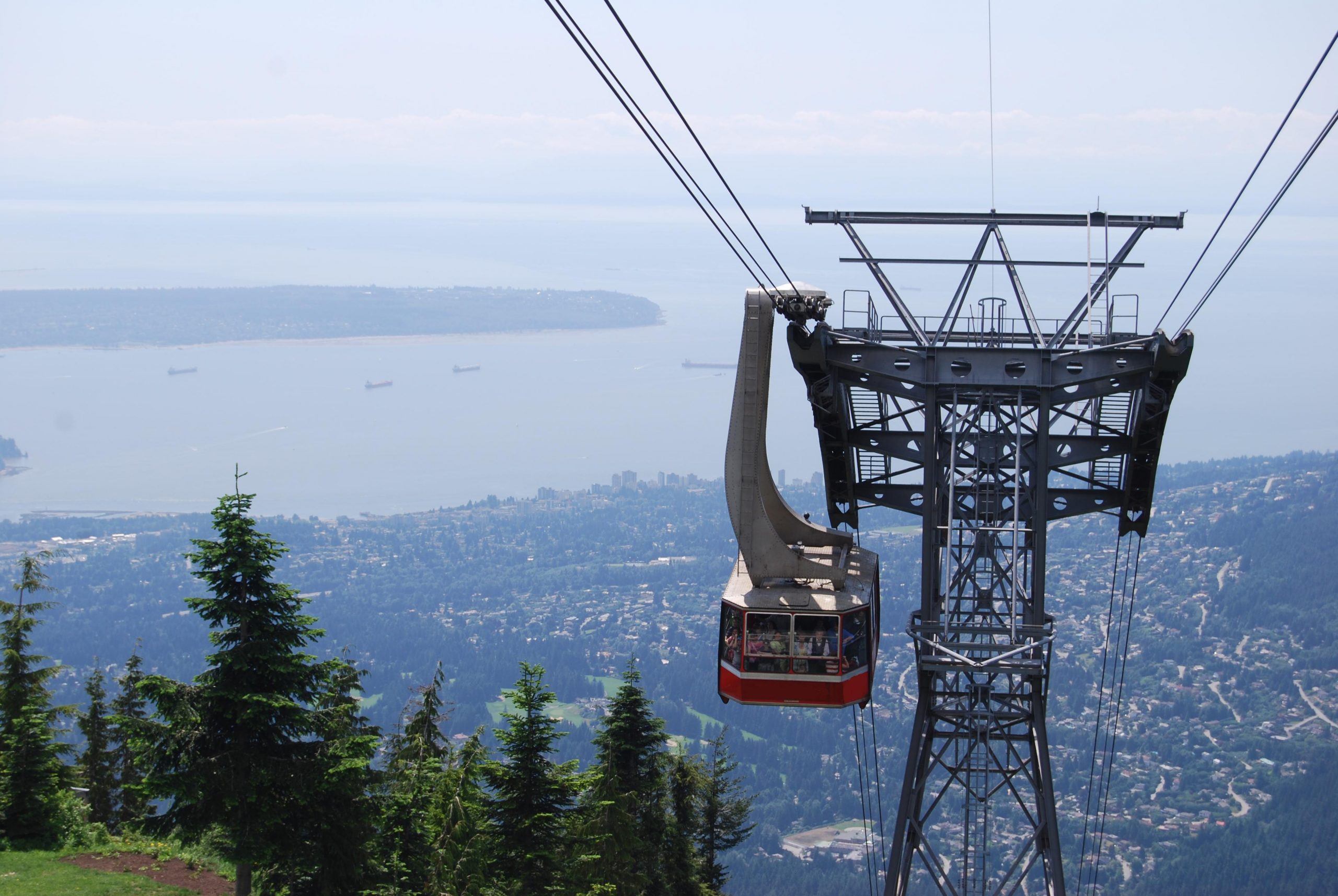 grouse mountain vancouver spring viewpoints