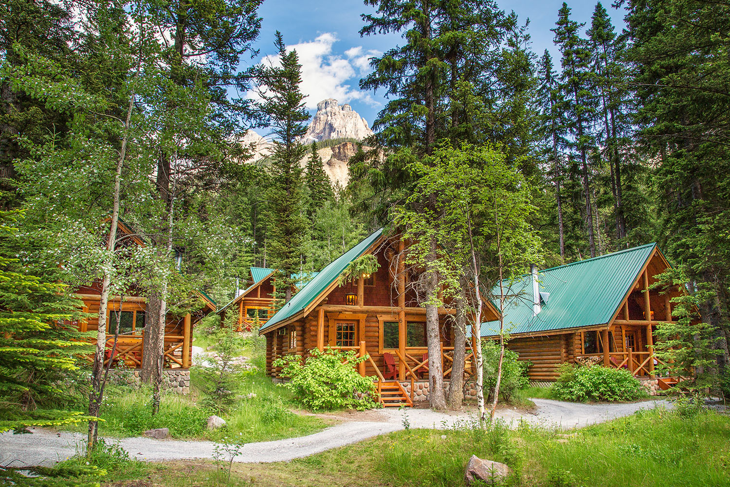 Cathedral Mountain Lodge 