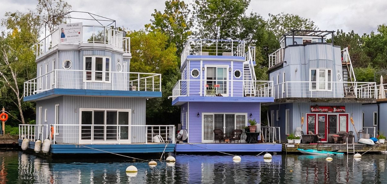 toronto floating home for sale