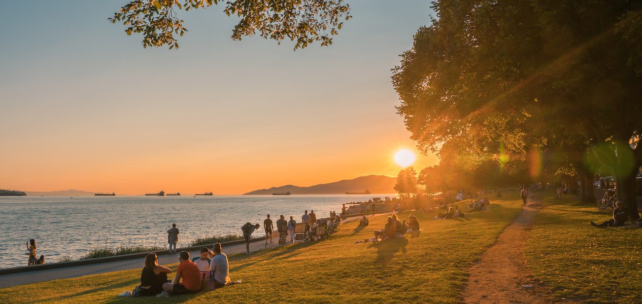 vancouver cheap dates summer 2022
