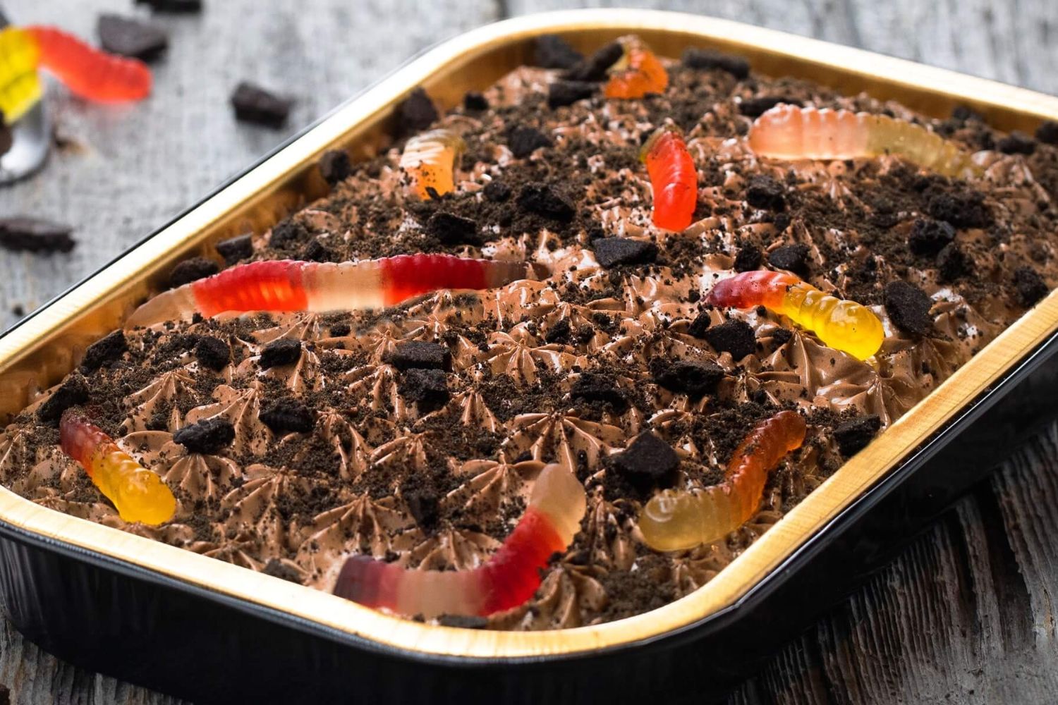Deep'N Delicious Worms'n Dirt Cake