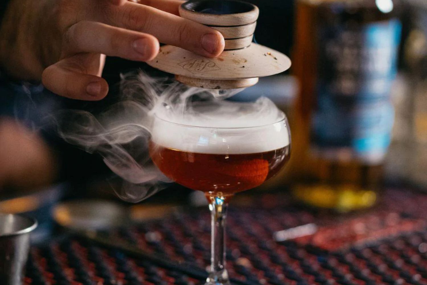 Gifts for cocktail lovers, Spirits WIth Smoke