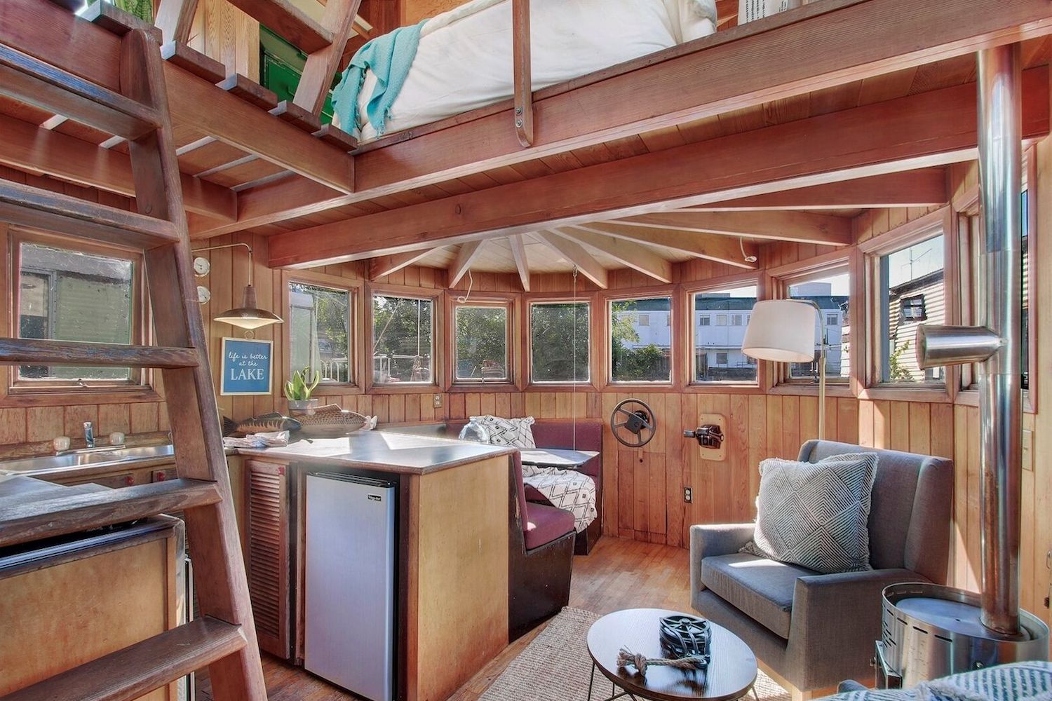 seattle houseboat